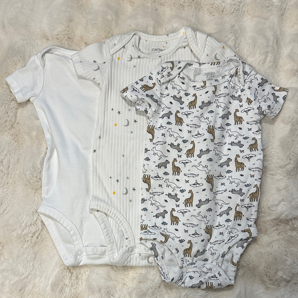 Carter’s 3-Piece Onesies | Size 9 Months